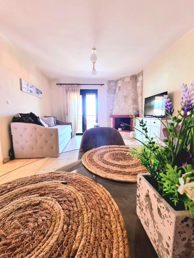 Nice apartment with amazing views Kriopigi Zewnętrze zdjęcie